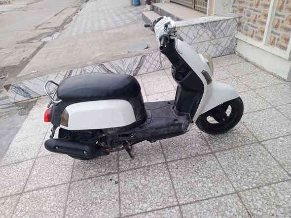 ماكس بوليسي سرعة 120 مكينه بلادية شلعه ومعدل كابريتر اصلي. كفرات اصلية سلف وهندر السعر 475 وبيه مجال للشراي للاتصال***********
