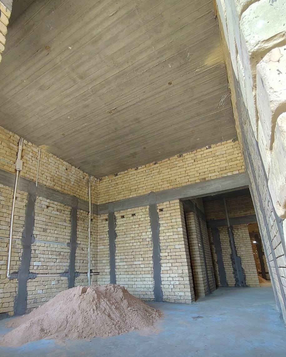 السلام عليكم كادر لبخ داخلي اسود وبياض وخارجي وجهات سقل و طلس عمل درجه اولى*********** بل متر او قطعي متفرغ حاليا
