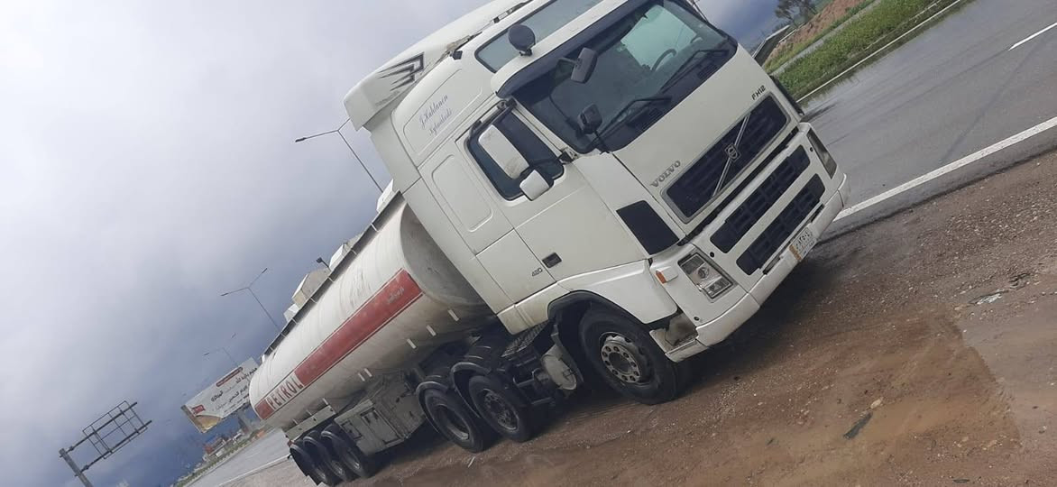 فالفو صهريج  جاهز للشغل
جي بي اس  تكيال كركوك
رقم كركوك   موديل  2003
السعر خاص   اتصال ***********
