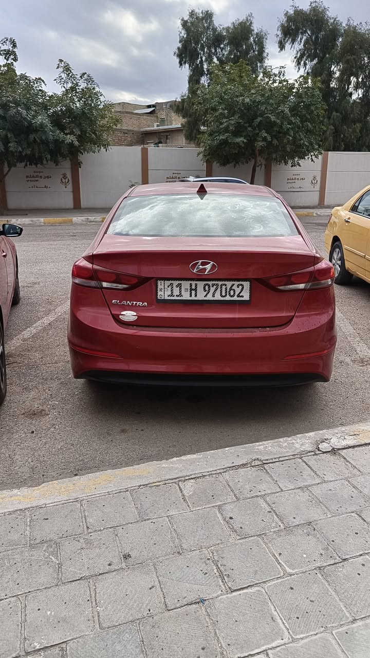 السلام عليكم النترى وارد أمريكي موديل 18 للبيع 
محرك 2000 دوش ما مفتوح 

كير  AT ما مفتوح 

سيارة ماشية 166 

مواصفات نص فول 

رادار 

تحكم ستيرن 

تحكم مري مانع نزلاق 

رقم بغداد أنكليزي 

سنويه لل 30 
سونار مرفق ويا صور 

سعر 125 
مكان بغداد الزعفرانية رقم ***********
