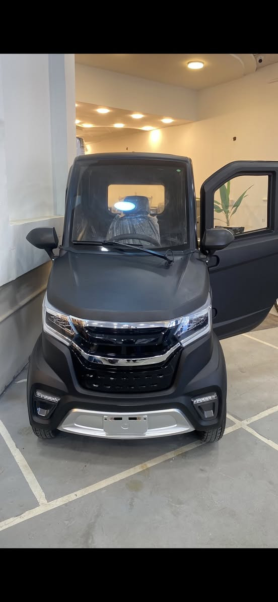 Q6 سيارة شحن اخت الزيرو و استخدام 4 اشهر فقط 🔥**
تدورين على سيارة تنطيچ راحة
هاي هي السيارة الي تدورين عليها 👇

المواصفات:
 • موديل 2025
 • استخدام اربع اشهر  فقط
 • نظيفة جداً – اخت الزيرو
 • اقتصادية 🔥 ما تحتاج بنزين، لا دهن، ولا حتى مصاريف
 • 3 راكب – بابين
 • شاشة ديجتال
 • مسجل
 • بلوتوث
 • تدفئة + تبريد ثلج ❄️
 • دبل سويچ – دبل بصمة + تشغيل عن بعد
 • سيارة الدكتورة… توقفچ بكل مكان وانتِ رافعة راسچ 💁‍♀️✨

⸻

💰

📞 واتساب: ***********
📍 بغداد – البلديات

لحگ قبل لا تروح… السيارات النظيفة ما تبقى! 🔥
