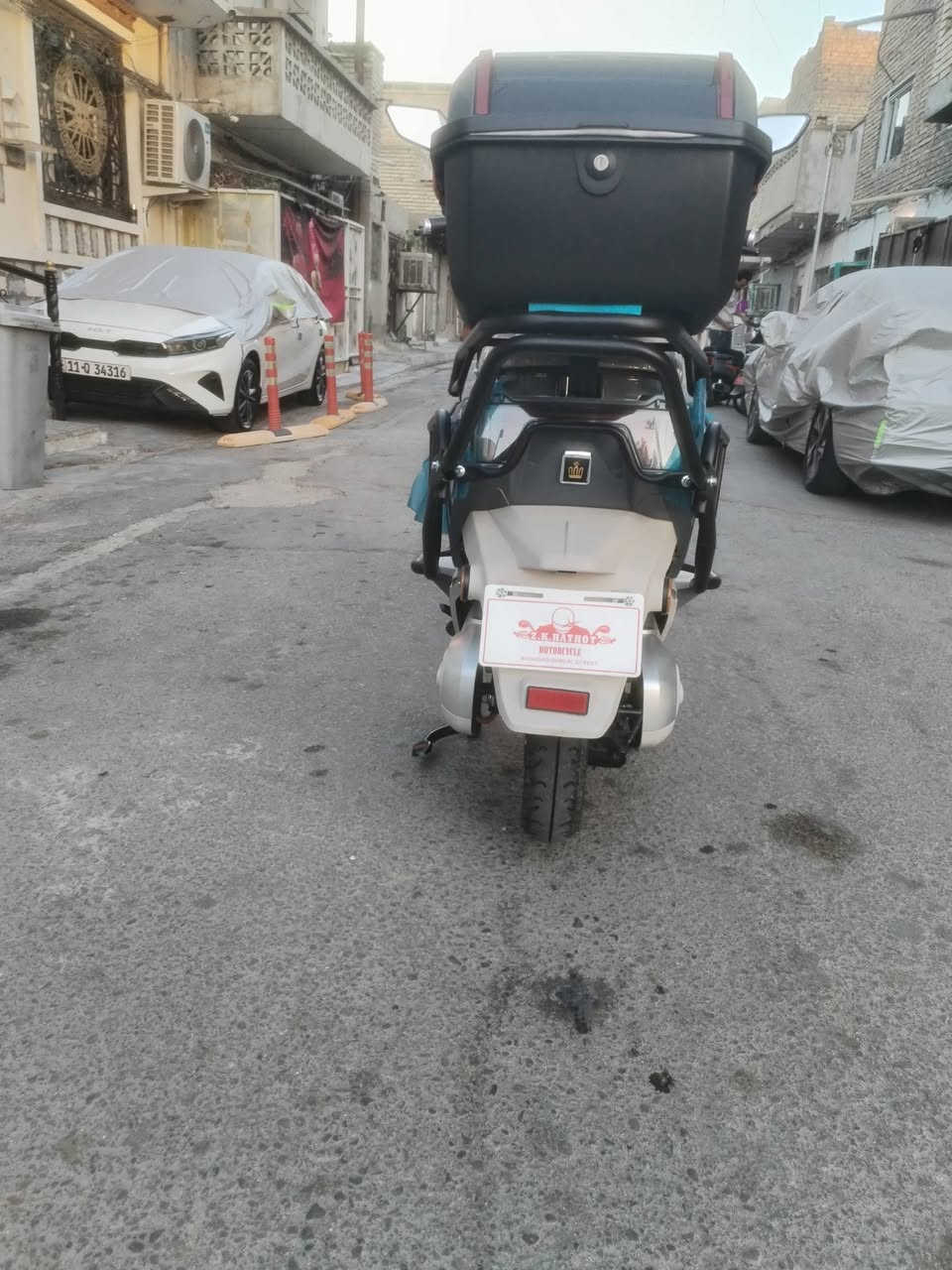 السلام عليكم هاي دراجه شحن  كراون ملكه للبيع عدد البطاريات ٦ اكبار مصطره الدراجه بعده بل لايلون وكفاله حته من الشخط سرعه ١٠٠ السعر مليون واتلثميه مكاني بغداد الكرخ ***********

