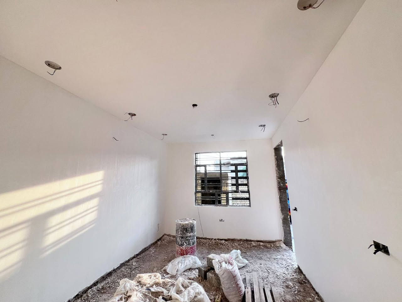 سلام عليكم
خلفه مبيضجي جص وبورك  من بغداد مدينة الصدر
  
سعر لمتر حسب لتفاق ***********
