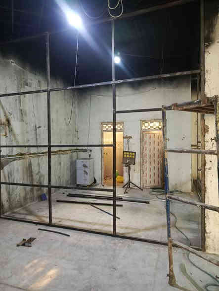 بسم الله الرحمن الرحيم
السلام عليكم حداد متجول 
باب شباك  سندويج بنل 
تقفيل اصطوح حسب اطلب محجرات درج حديد خارجي سقايف تصليح بيبان نرمايد وكل ما يخص الحداده  راسلونا خاص اواتصل ع رقم 
***********
