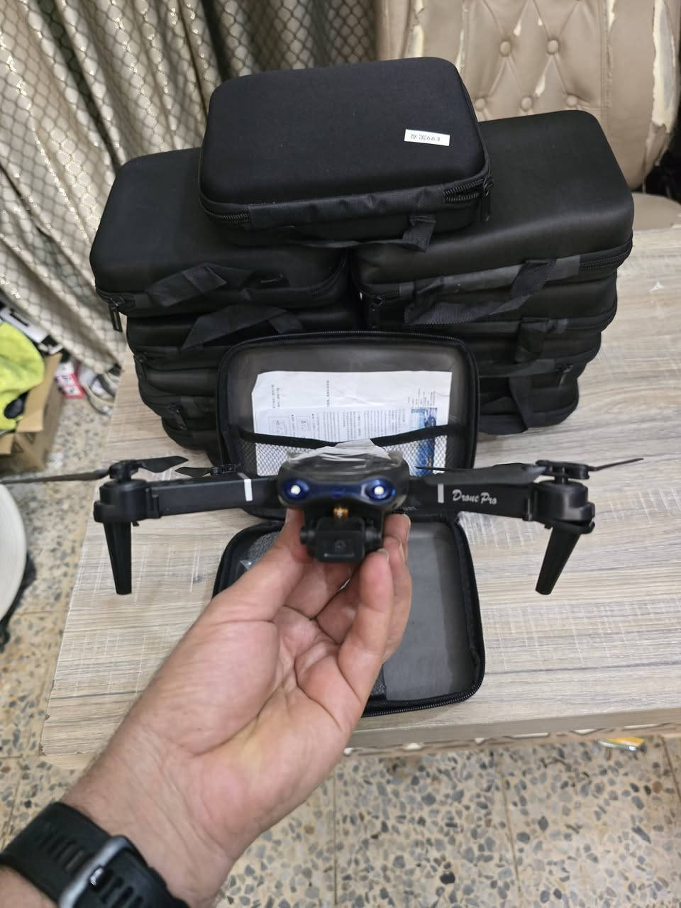 مجموعة درونات دزلي الصورة ادزلك السعر يوجد توصيل


**إذا كنت صاحب هذا الإعلان وتريد حذفه لأي سبب، رجاءا أرسل رسالة إلى الدعم الفني**