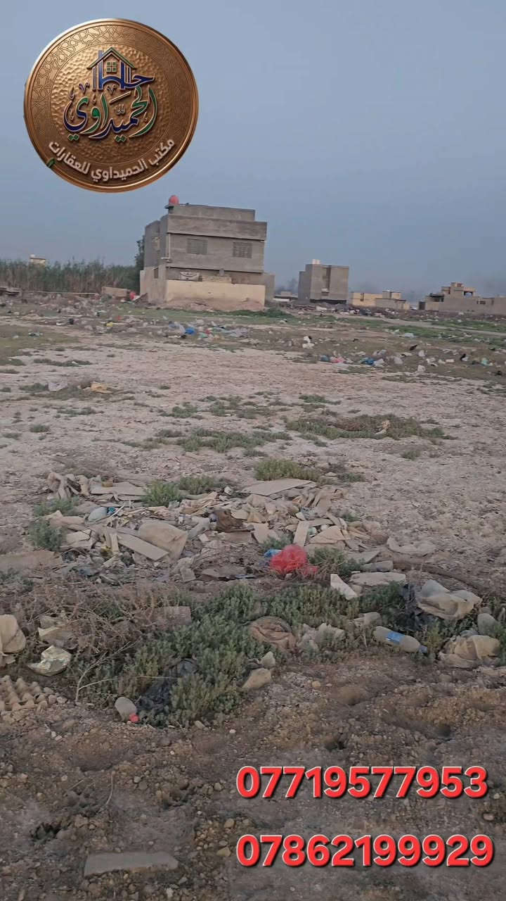 للبيع مساحه ١٠٠ متر وجه ٥ نزال ٢٠ 
رقم العقار ٧٧٥٨ مقاطعه ٢/١٠ تفاصيل موضحه بالخريطه والفديو 
السعر ٤٥ وقابل للتفاوض من صاحب العقار حصرااا.
للاستفسار خاص او الاتصاال 
***********
***********
