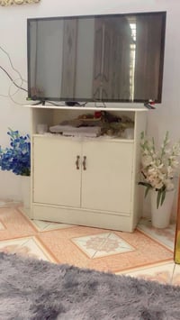 غرفه عراقي تصميم تركي نضيفه جدآ مبيه اي ضرر  10قطع نضافه فول السعر 450...