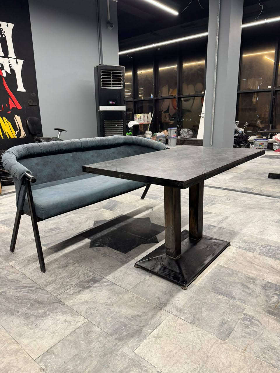 ميوزة + كراسي مال كوفيات او كهاوي مثل مشوف كدامك متانة وجمالية  والعدد متوفر كميات ‏‪***********‬‏
