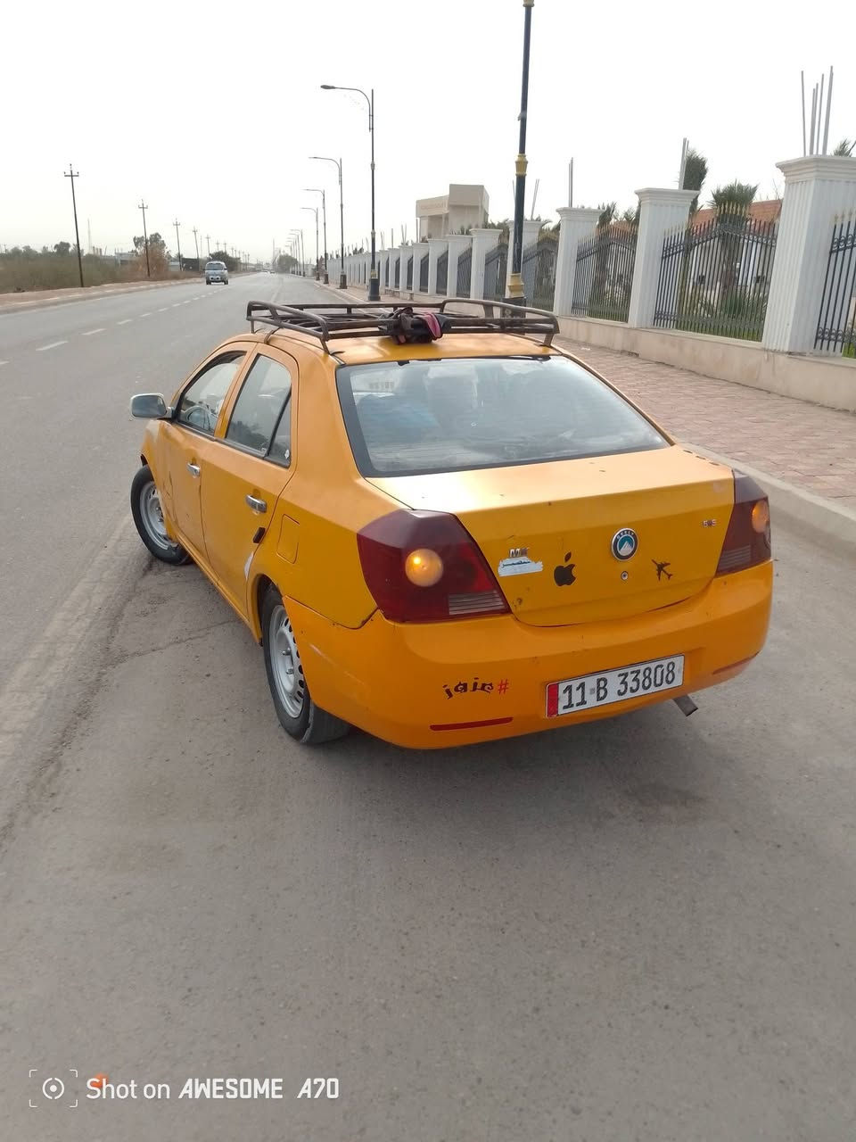 جيلي ام كي سياره للبيع كير جديد محركه كورله نحله كير عاديي سياره بسمي مصفره باكان سياره بغداد سعره ٢٨وبيه مجال بصيط 
رقمي ‏‪***********‬‏
