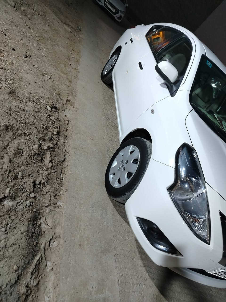 سلام عليكم نيسان هندي ماشيه 41 كفاله عامه رقم بغداد مكانه واسط سعره 125 وبيه مجال حك الجيه ***********
