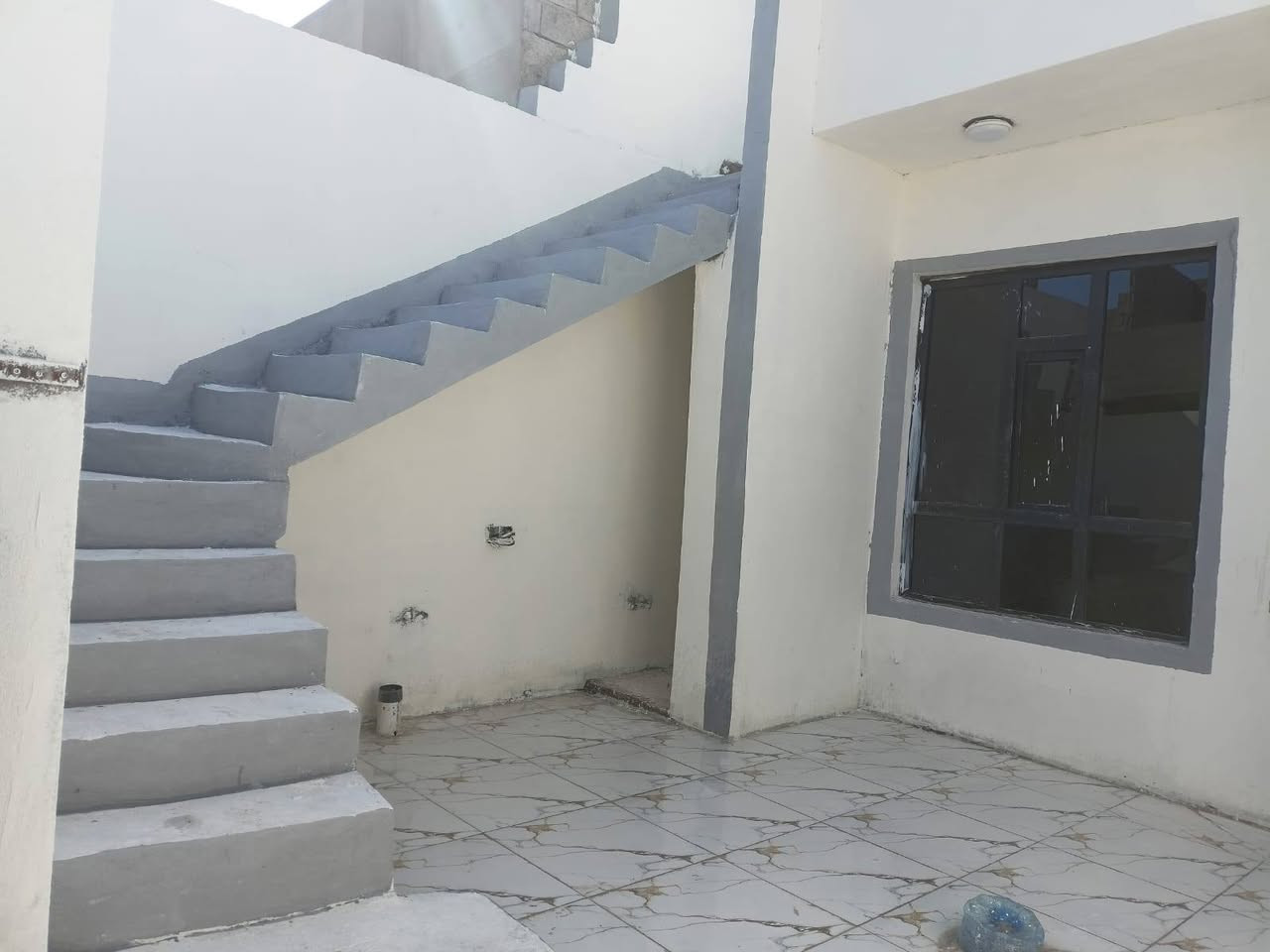 اعلان 📣📣
دار للبيع زراعي مساحه ١٠٠متر طول🏠🏠

تستلم مفتاح كامل بدون نقص 🏠🏠

يتكون من غرفت نوم صاله مطبخ صحيات درج خارجي 

فول مواصفات 🏠🏠

موقع العقار 55قرب صيدليه الراشدين 🏠🏠

استفسار عله الرقم 📞📞

‏‪***********‬‏📞📞📞
