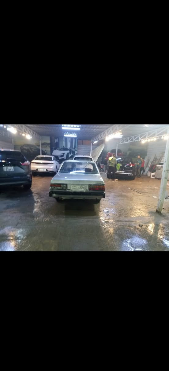 سلام عليكم كرونه للبيع موديل 1981 مكينة وكير بلاد جدد خير من الله  الله شاهد السيارة نكرة باي وقت تخم تاير كير اكسل تبريد شغال بس غاز رقم بغداد صدامي السعر ٢٠ (20)وبيها مجال حك الجية مكان السيارة بغداد الكاضمية للاستفسار ***********
