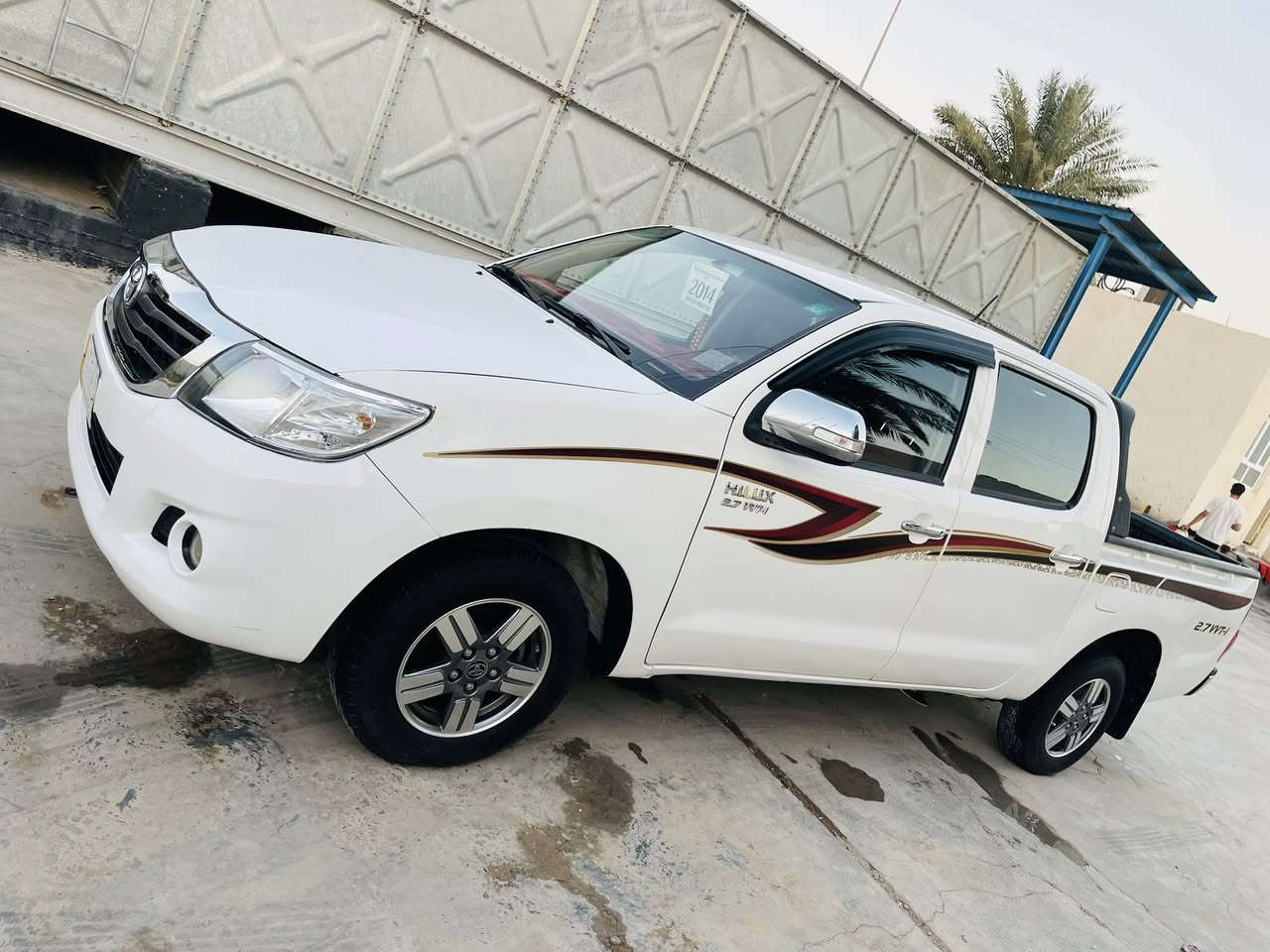 ٢٠١٤ رقم قادسيه دولي بسمي مصفره ضريبه وغرامات مداور مباشر  بيها جاملغ مبدل وبنيد مفتوح 
تاير جديد وحداديه جديده
مكانها سماوه
سعر ١٩٣
***********
