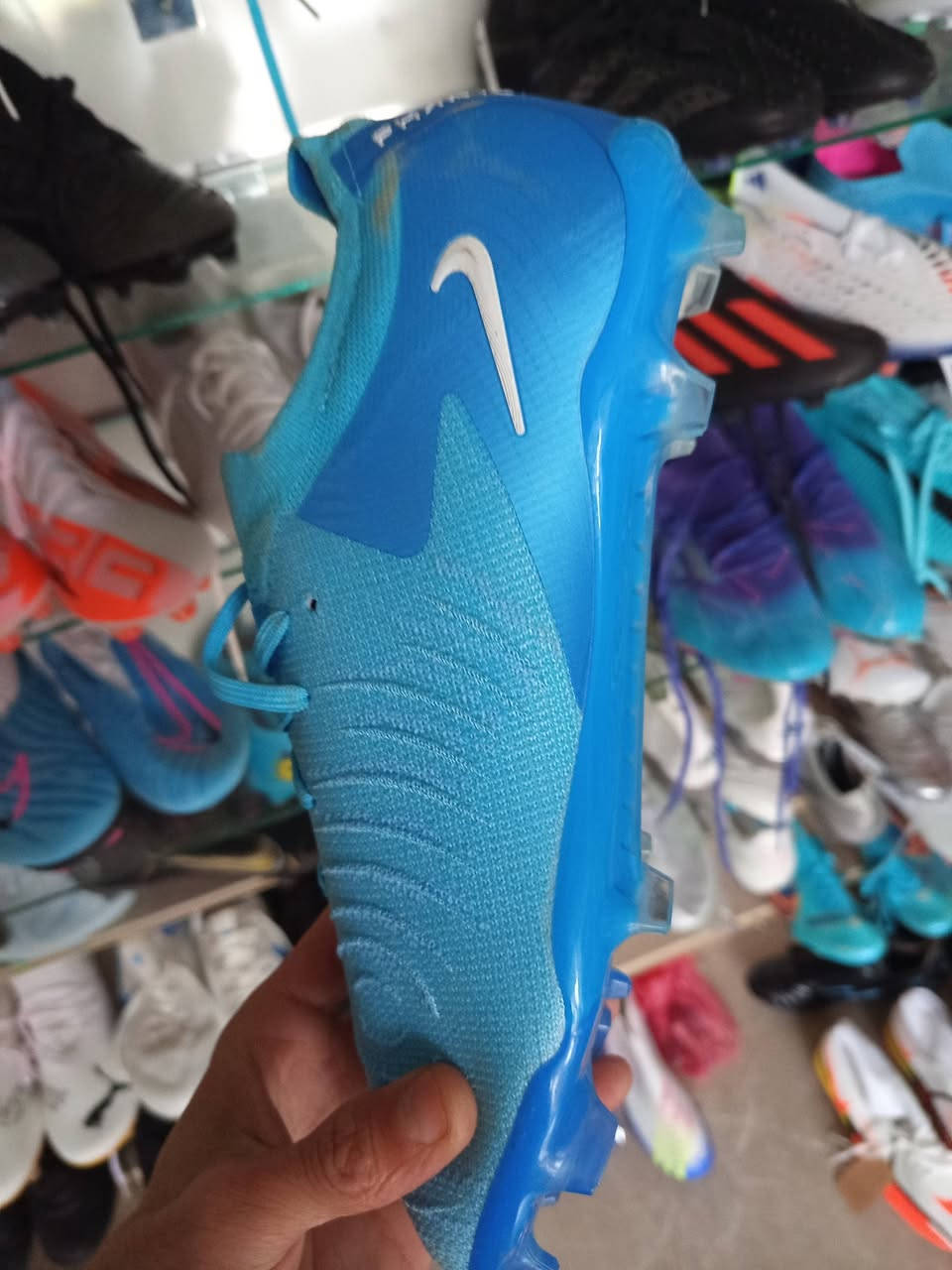 احذیە درجە اولی کل قیاص 44, توصیل مجانی 33الف
واتساب-***********
