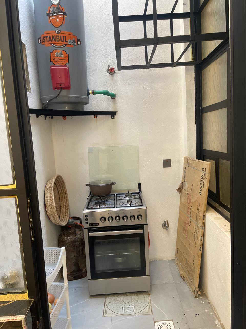 سلام عليكم عندي بيت البيع بل الكرغولية قرب جسر حديدخضر بين سدين سند ٢٥ سعر مساحه ١٠٠ سعر ١٠٥ وبي مجال يراسني خاص او وتساب ***********
