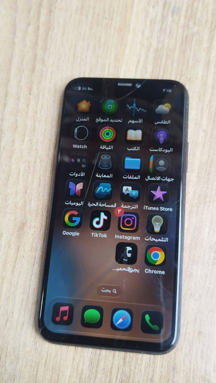 السلام عليكم شباب عندي 11 برو ذاكره 64 بطاريه 100 مبدله اصليه والله ولا تصرف ومبدل شاشه اصليه 3 خيارات وبيها فطر مثل ما موضح بالصور فيس ايدي يحتاجله برمجه باقي كلشي شغال بدون مشاكل الجهاز يخبل والله مال جناي ب 175 وبي مجال مكان بغداد غزاليه *********** وتساب + بيع او مراوس 
ادمن🤍
