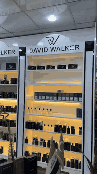 للبيع ديكور وكالة عطور فوفيات مضاءة نيون لد تصلح لكوزمتك او صيدلية او ...