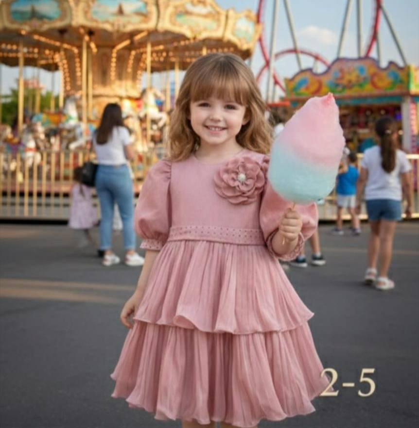 فستان تركي اصلي 
قياس من سنه الى ٥سنوات
درزن ١٥٩


**إذا كنت صاحب هذا الإعلان وتريد حذفه لأي سبب، رجاءا أرسل رسالة إلى الدعم الفني**