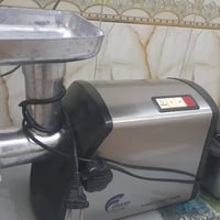 مجمدة جديدة • مكينة لحم مستعملة • براد ماء جديد