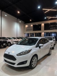 فيستا • ٢٠١٩ • SE بلاس