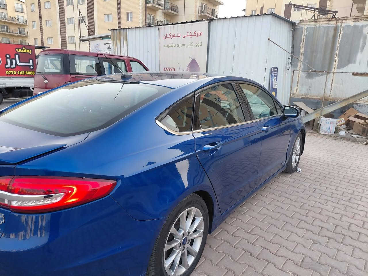 فورد فيوجن 2017 
السونار مرفق مع الصور واقرة الملاحضه الجوة
مواصفات :
مكينه 2500
3 شاشات 
حساس 
كامره دوارة
بلوجكتور دعامية 
بصمة تشغيل 
وياها بصمتين كنترول
لايت زنون اصلي
وبعد مواصفات هواي
كير و مكينه وصدر وكهربائيات كلها بشرط الفحص وجديده 
تبريد ثلج 
رقم 2028 ينتهي 
ماشية 175 الف كيلو 
مكانها سليمانية وبعض الايام كركوك 
سعر 104 وبيها مجال بسيط ماكو هيج سعر بهيج مواصفات
 < ملاحضه السياره صبغ بدون حادث او ايرباك او معجون >
رقم تلفون + واتساب ***********
