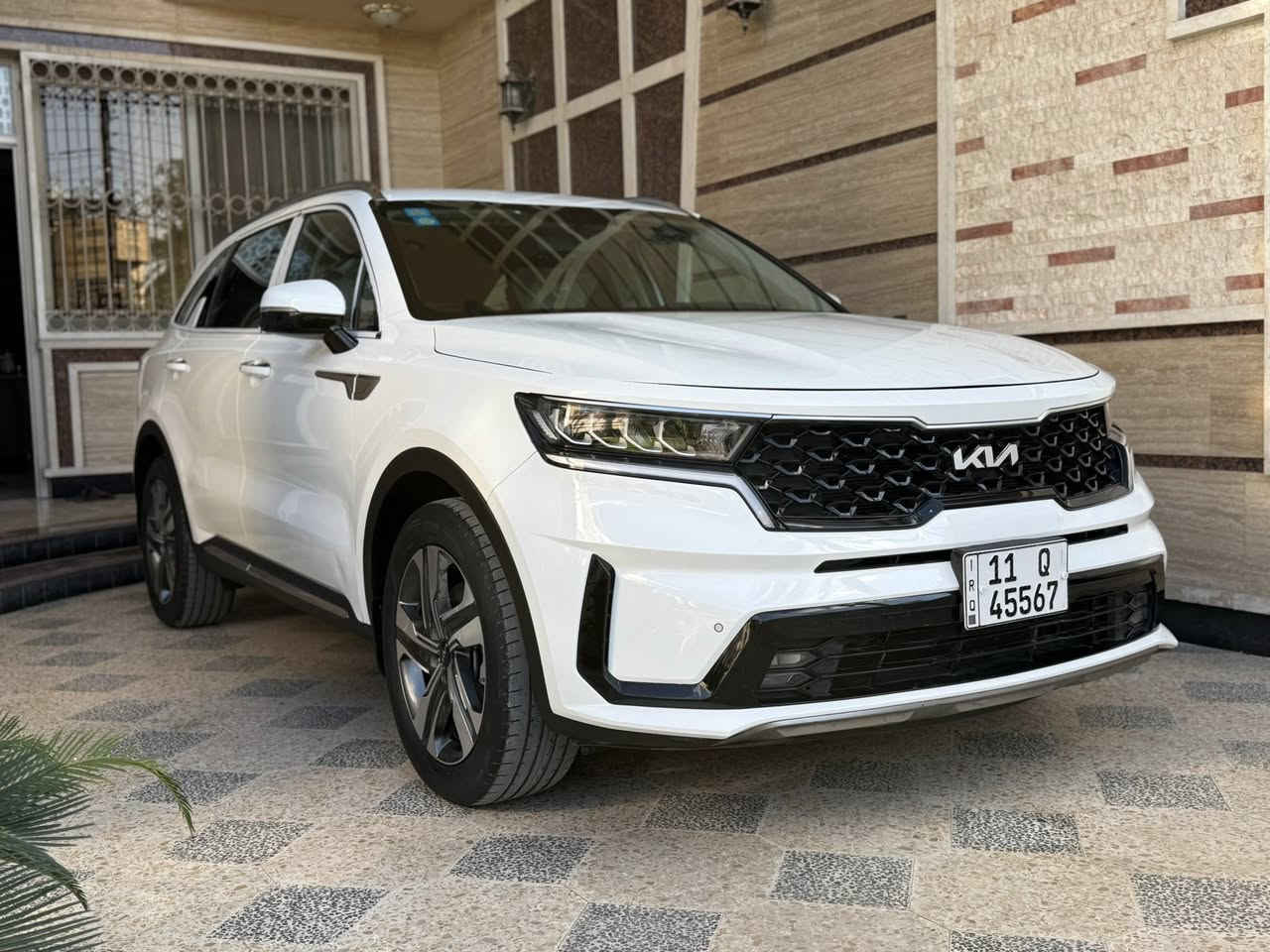 السلام عليكم
سورنتو 2023 خليجي بيها فقط بنيد مصبوغ اثر طخه سطحيه بدون دواخل ماشبه 34 كم حقيقي 
محرك 6 سلندر 7 راكب 3 قطع تبريد سياره جاهزه
العنوان بغداد السيديه
السعر 255$
للاستفسار ***********
