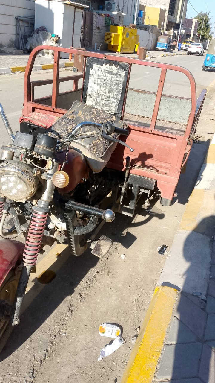 سلام عليكم ستوتا البيع رقم سود العنوان كوت جاهزه عوزهاا ترتيبات بسيطة مكينه خير من الله ***********سنويه موجوده عند صاحبهاا يطلب عليهاا 150 تريد بيعلك كوم حديد او تريد نسويه ماعندي اي شكالل ذا وي سنويه 800قفلهاا وذاا كوم حديد يعني كلك ننتفهام عليه وع سعر واني خادم
