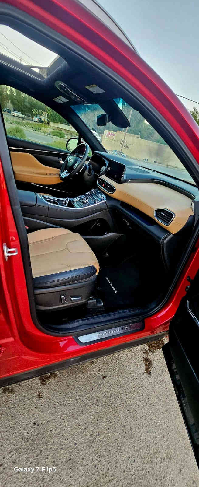 بيع او مراوس كل ماهو جديد
الرجاء الرجاء فقط للجنايه واليعرف هاي الفئه 
واتساب/ ***********
  اثير   / ***********
 فقط  صبغ جاملغ شبر بل بنيد  ارباك برده فقط اكو طعجه واضحه 
  #هيونداي_سنتافي_2023
(مواصفات Calligraphy )
فول فول موصفات يعني واحد ع واحد /
عداد المسافة 14 Mli  اخت الزيرو 
السعر 233ورقه مجال بسيط بدون لوحات 

سعة المحرك : 2500 توربو 
القوة الحصانية : 290 حصان
ناقل الحركة : اوتوماتيك 8 سرعات
عدد المقاعد : 5 مقاعد
الوقود المستخدم : بنزين
الكثير من الميزات عالية التقنية القياسية والاختيارية
مقاعد مريحة وجودة الركوب

مواصفاتها :
1.بصمة تشغيل عن بعد تبريد وتدفئة عن بعد 
2.  5 كامرات. 
3.  بانوراما 2️⃣
4.رادارات / رادار امامي /رادار جانبي /رادار خلفي
5.حساسات امامي / حساسات جانبي /حساسات خلفي 
6. كشنات تدفه ‏♨️خلفي 
7. كشنات امامي بارد 🥶+ حار♨️  . 
8. كشنات جلد .
9. كشنات ‏خزن .                                                  
10. كشنات كهرباء 
11. مري قلاب وهيتر
12.تبريد 2 ‏قطاعات .
13. دفع رباعي  نضام جبلي وثلجي وترابي
14.اوتوهولد . 
15.يدات نيكل . 
16ويل كروم 19
17.صندوك كهرباء 
18مسجل ناطق 
19.. ايوكس وبلوتوث  و USB يعمل مع نظام ABS الابل والاندروير .
20.نيكل اسفل الابواب
21.شفتات ستيرن
22 حاجب ليد
23.اناره داخليه 14لون
24.نقطه عمياء
25.مراة تعتيم
26.اشاراة بالمراياة الجانبيه                                   
 27-فول تحكم ستيرن                                    
28. كير بيانو                                              29.ستيرن هيتر
30-اوتو بريك.                                                        31.بريك بصمة.                                                      Led .32+  زينون
33-شاشة كبيره                                                           34.‏داخل جلد 
35. نضام قياده أيكو + سبورت + نورمل + سمارت
36. مثبت سرعه
37. تحديد مسار 
38. دمامات صوت بالدشبول وبالصندوق 
39.لايت بلادي Led +  زينون ‏دبل زينون اصلى . 
40. رادار الخطوط البيضاء 
41.ئوتو هولد
42.شحن اللاسلكي
43.لايتات اربع عدسات + ليد 
‏44.شاشة إلكترونية
45-كشنات 5  
46-الخريطة🗺📍
-AUTO HOLD-47
48-مصابيح خلفية LED
49-مصابيح ضباب LED
50-براده ‏جام خلفي بلادي
51-داتا شو
52-مفتاح التشغيل بصمة 
53-دشبول ليد 
54-كاميرة عند تشغيل اشارة
55.مراية شفت ‏‏
 ‏56- تحكم سيارة بال كنترول  
وبعد بيها موصفات اخري
