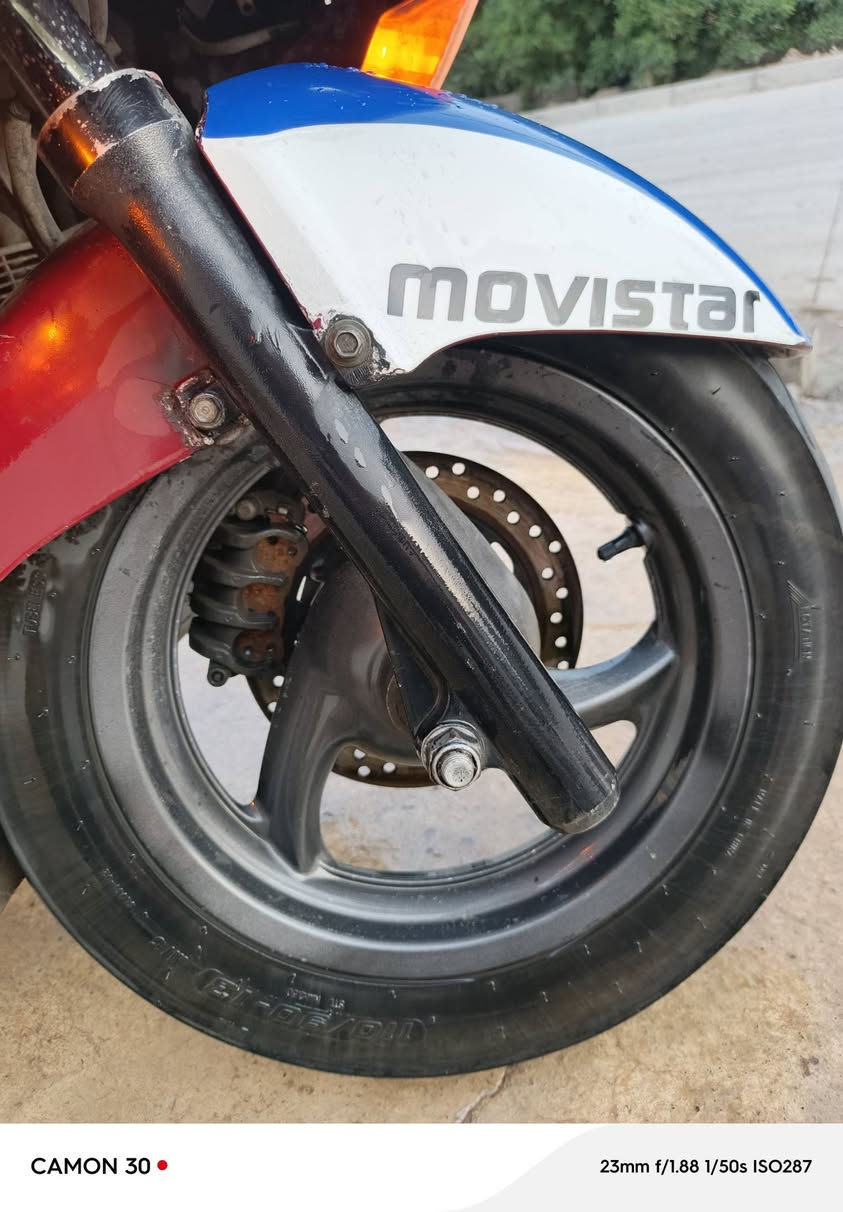 ‏السلام عليكم
‏فورزا 0/8
‏1.بلك جديد
‏2.نوزل جديد 
‏3. فيت بم جديد 
‏4.قايش جديد 
‏5.باتري جديد 
‏6.كلجات جدد
‏7.تايرات جدد
‏8.دبل امامي شغال 
‏9.دبل خلفي شغال 
‏10.مكينه جديده بالباكيت متسمع صوتها ماشيه 10الف فقط لووووك 
‏11.بانزات جدد
‏12.جوين جديد 
‏13.كتف جديد 
‏14.ملف جديد 
‏15.دهن اموزيل شرط 
‏16.بانزين محسن 
‏17.كيج حماه نص ثابت 
‏18.ترايك من الشمال للجنوب شرط 
‏19.اشاير لد 
‏20.كهربائيّات كلها شغاله 
‏21.كشن بلاد 
‏22.كزوز بلاد 
‏23.جويتر بلاد 
‏24.دبو امامي جديد 
‏25.لون احمر. ماروني يخبللل
‏26.بس كفراته تعبانه 
‏27.شرط جيب وياك 10فيتريه وافحص ع كيفك 
‏28.الدراجه مرقمه كامله مكمله انتبه مررررقم 
‏29.سنويه عظم الماني لسنه 2027 تنتهي  
‏30.مكاني موصل حي  النور 
‏31.شراي اتصل ‪***********‬
‏32خاص مامتواجد
