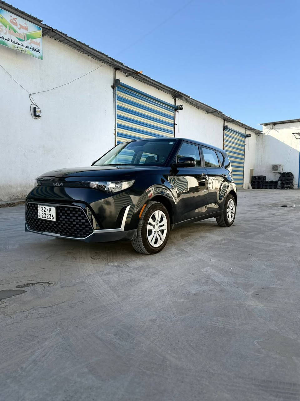 السلام عليكم 
Kia Soul
2024
اللون اسود

ماشيه 10000mi
بعده بوضع الزيرو
دخول جديد ترقيم جديد تريد تحويل تريد وكاله رقم اربيل
المواصفات
شاشه
كامره
رادار امامي
تنبيه اصطدام
قياده ذاتيه 
تحديد مسار
تنبيه خروج عن المسار
كروز سرعه
اوتو ستوب
شاشه ديجتال
اوتو ستار
فول تحكم ستيرن
السياره جديده جدا

صور امريكا بالمنشور
حافت البنيد تعديل بارد
وحافة جاملغ تعديل بارد وتكحيل كارت وباب السايق بيه بارد وتكحيل كرت
بدون اي نواقص 
الشواصي مكفولات اللغود مكفولات
ايرباك ستيرن فقط

للاستفسار ***********
160$
الموقع بغداد الكاظميه چكوك بغداد, العراق
