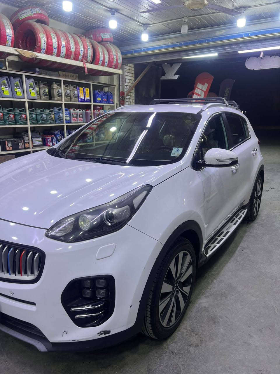 سلام وعليكم عندي سبورتج
٢٠١٨خليجه 
محرك 2000
رقم بغداد
رقم مميز
تخم تايره جديد
باتري جديد
ماشيه ٩٤الف
سياره مكفوله
سياره بصمه
دخل حمصي
سياره حلوه
واستخدام بيت 
سعر سياره 
١٧٥٠٠$
رقم ***********
