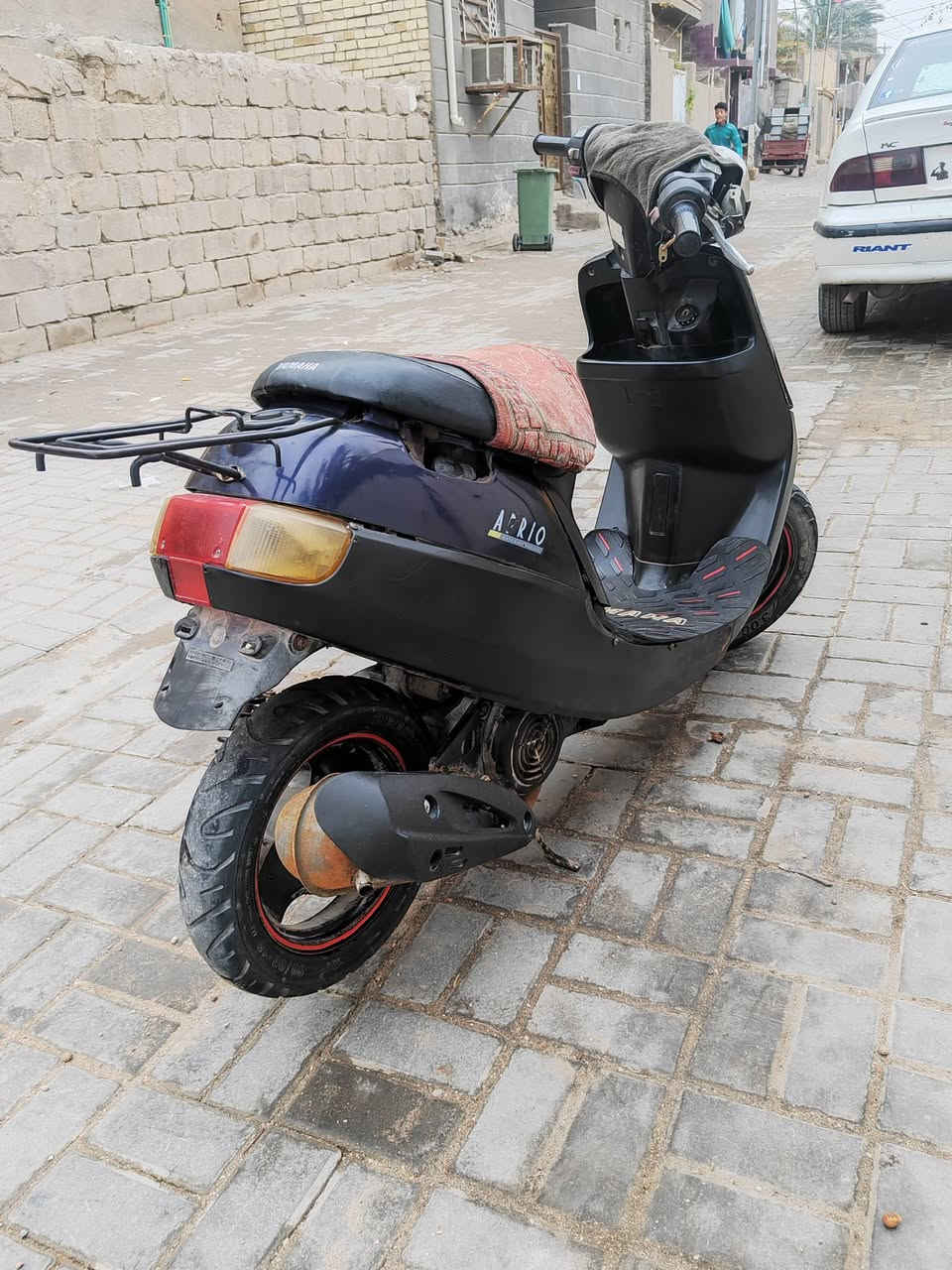 السعر 150 او بيهه مجال
***********

اسلام عليكم دراجه للبيع بطه موديل 99 مكينه او كير او شاصي مكفولات تأيرات جدد دراجه حلوه كلش كهربائيات شغاله كله سلف شغال اشاير شغاله كله المكان كربلاء اتصل
