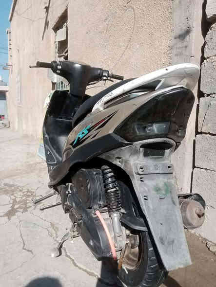 ماكس عدلة 120 اوراق
السعر 450
سلف +هندر +كهربيات +هورن لايت بك لايت اشاير سكن سطاب لايت كلهن شغالات محرك كلجات بلادي 
صالنصة كاتم 
بغداد الشرطه الرابعة ***********بي واتساب
