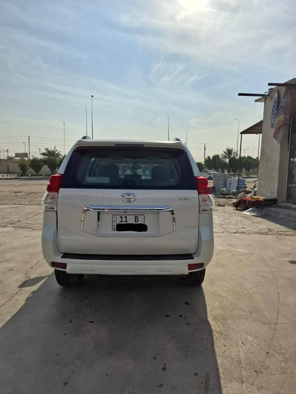 برادو موديل 2010
6 ستندر 
المواصفات : لكزس فتحه بل سقف شاشتين فورويل جكات مكفوله من الصبغ مكينه وكير مامفتوح السياره مكفوله بسمنه تحويل ثاني يوم السعر 220$ رقم *********** العنوان بصره زبير .
