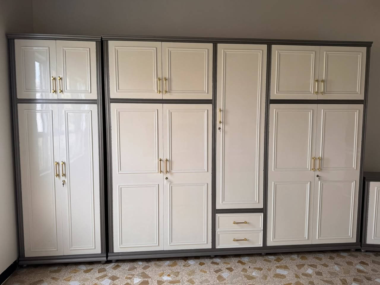 لســـنا الوحيدون لكننا نسعى لنكون الأفضل
❇️اسعااار وعروض مميزة 💥🌸

#لدى_معرض_دبي_للاثاث_المنزلي

🛑كل ماهو جديد ومميز وحصريا في عالم الاثاث للباحثين عن الجمال والذوق الرفيع وبأنسب الأسعار 🌺
 
غرف نوم شغل عراقي ثقيل 

صبغ حراري درجه اولى 

عرض خاص  

🛑موديلات واحجام مختلفه لعشاق الفخامة والتميز تناسب ذوقكم الكريم
❇️العنوان /الموصل الجانب الايمن الصناعه القديمه بالقرب من جامع ابو زعيان ..بأداره الاخــوين
#ذنون_شوكه و #محمود_شوكه

✅التواصل مراسله الصفحه او الاتصال عالارقام التاليه

‭0751 132 8088‬

‭0770 186 4515‬

‭0774 080 6546‬

‭0750 877 9532‬
