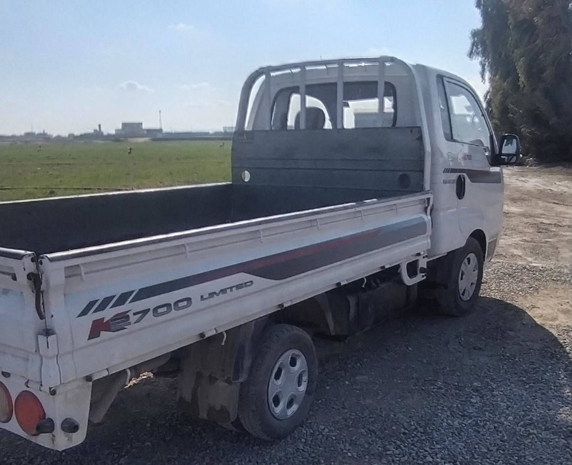 السلام عليكم 
كيا حمل للبيع موديل2011
رقم صلاح الدين
بيهه بارد بالربع الخلف النفر
وبيهه محركهه بي بدايه صرف
والباقي شوف العين 
السعر 99 بي مجال
سنويه لل2030 
للاستفسار
 ***********
