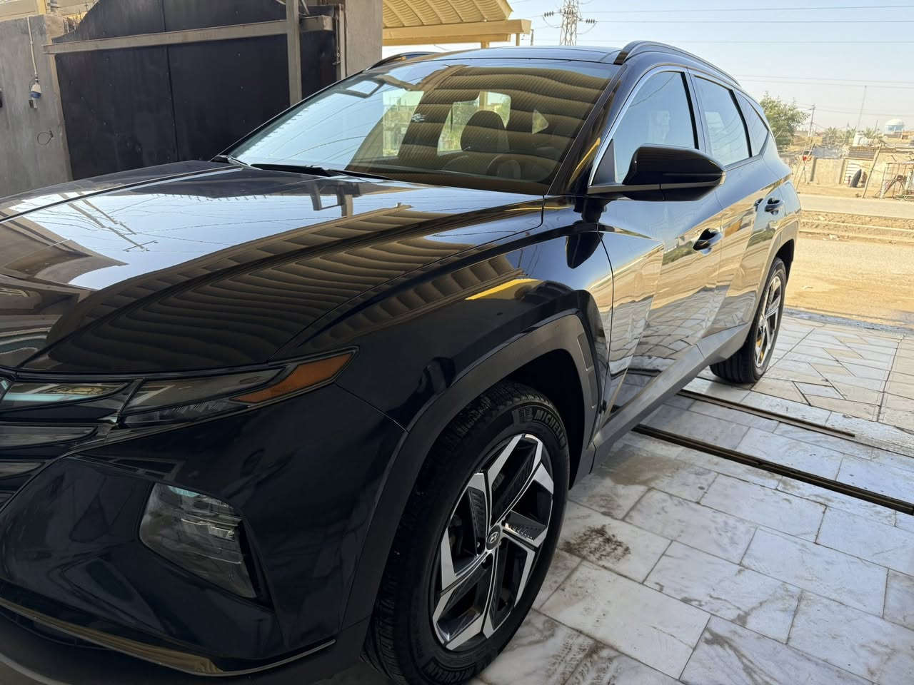 السلام عليكم 
توسان 2024 هايبرد رقم بغداد فول مواصفات
بنوراما شاشه كامره حساس خلفي
تشغيل عن بعد كراسي كهرباء 
شاشه دجتل كير بيانو
جنطه كهرباء 
بدون حادث كلين تايتل 
ماشيه 17 الف ميل
مكاني بابل القاسم
للاتصال ***********
السعر 220
