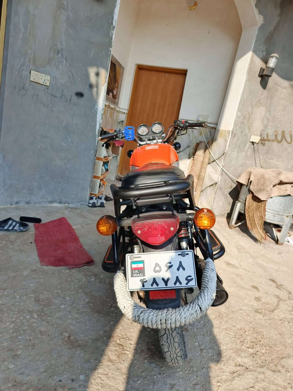 اسلام عليكم
دايوان نفخ للبيع لون برتقالي مديل 23 
اوراق اصولي محرك ميتين  
السعر مليون وستميه ١٦٠٠ وبيها مجال
المكان كربلاء طوريج سياحي الكراكشه
الرقم ***********
