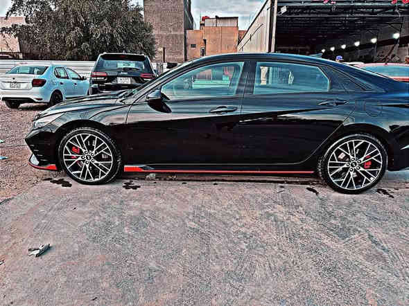 2022 HYUNDAI ELANTRA N
#النترا N🚀

‏السرعة300💨
المحرك :2000تيربو N
الحالة : تبديل قبق جنطه ودعامية خلفيه 
 بدون دواخل بدون ايرباك
العداد : 52 الف كيلو 

المواصفات:#N🚀🔥
1/1
سقف سلايد
كشن حضن 🫂 
كشن علامة N🪧
كشنات كنتاره وجلدN
سقف أسود
اناره داخليه 👌🏻٢٤ لون
تحكم ستيرن نورمال وسبورت
تحكم دبلات نورمال وسبورت
ابواب بصمة
بصمة تشغيل 
شحن وايرلس
شاشة ايباد
كاميرا
نظام صوت _𝐁𝐎𝐒𝐒
اشارة ترحيب
اشارة مرايا
اوتو ستوب
نقطة عمياء
تحديد سرعة
تحديد مسار
رادار امامي 
رادار جانبي 
رادار خلفي 
حساسات امامي 
حساسات جانبي 
حساسات خلفي
نظام _ 𝐍𝐎𝐑𝐌𝐀𝐋
نظام _ 𝐒𝐏𝐎𝐑𝐓
نظام _ N🚀🚀

كشنات هيتر
ستيرن هيتر
صندوق ذكي
لايتات ليد 3عدسات زينون 
بگلايت ليد
فقط بيع بدون مراوس
السعر 195$ 

ابغداد📍
📞☎️
***********
