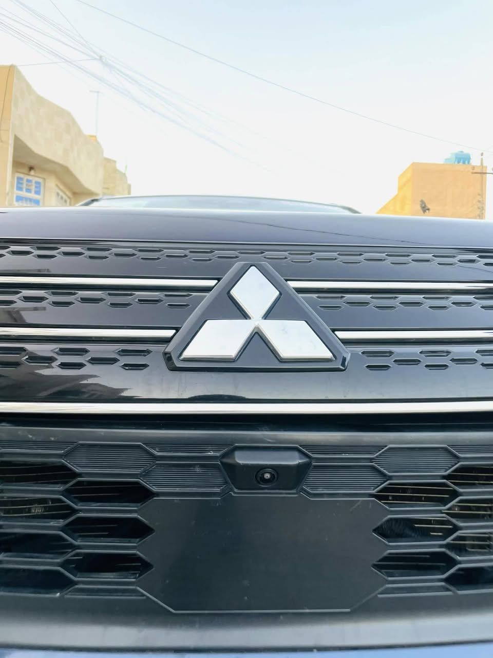 اوتلاندر 2023 فئة بلاك اديشن فول فول عدا فتحة ماشيه 62 الف حقيقي
بدون نقطة داخلي   مصروف ايرباك ستيرن سيتم بلاد 5 كاميرا كشنات جلد و كهربائي گيج إلكتروني مرايات شفط و كاميرا و رادار و تدفئة  سياره ٣ مقعد و ٧ راكب محرك ٤ سلندر حجم 2.5 كاميرا فول hd درجة بصمة هاند بريك بصمة گير ماوس جميع مقاعد بيهه تبريد خاص و جميع مقاعد مفصولة منامية رادار امامي و جانبي و خلفي جميع انظومات القيادة و نظام اقتصادي شاشة كبير ايباد اوتو ستارت و تحديد مسار و اوتو ستوب توقف ذاتي دفع رباعي 4/4  گير محرك تبريد كهربائيات حالة وكاله بعد بيهه هوايه مواصفات مكانها بغداد رقم الهاتف ***********
