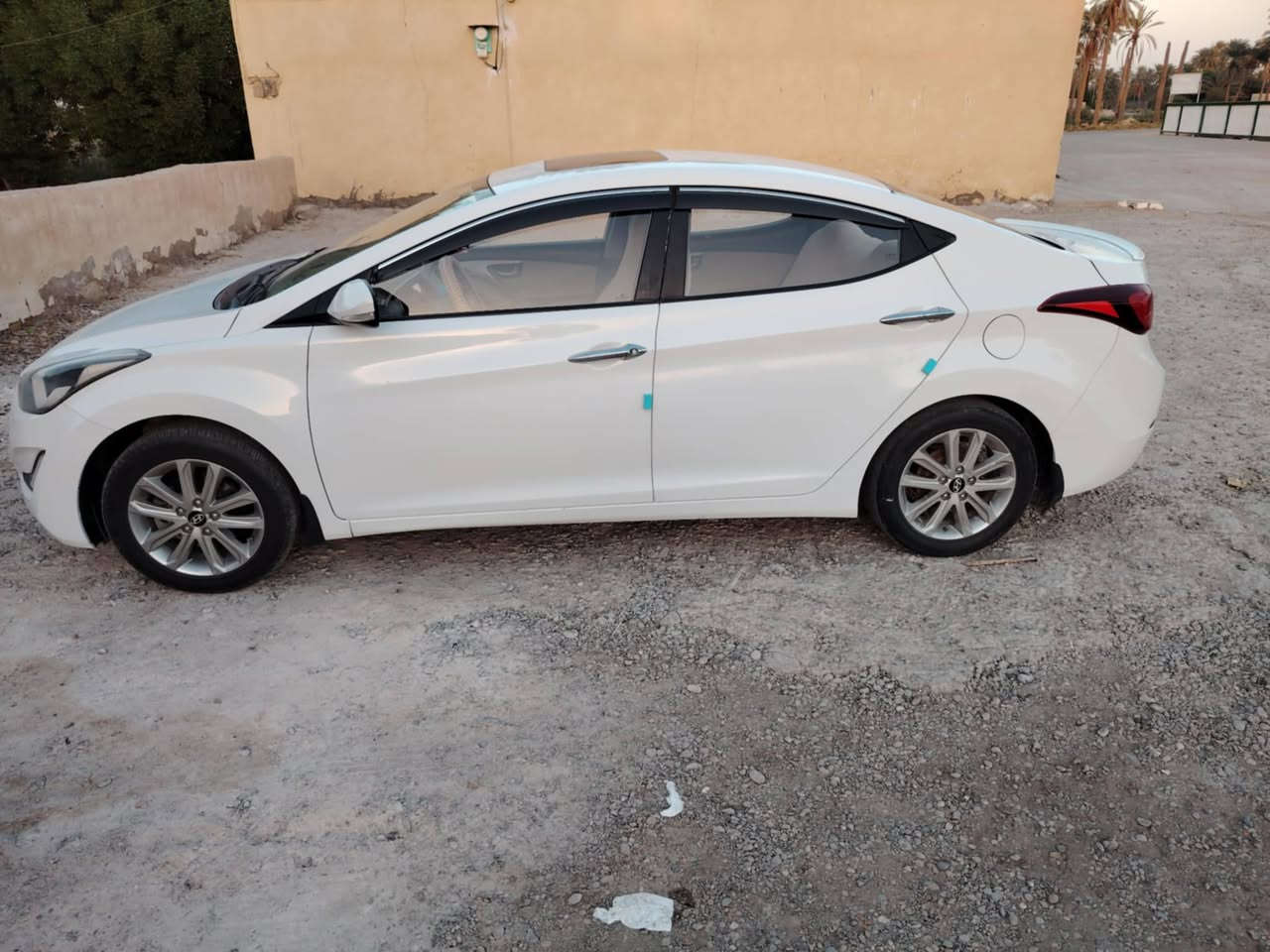 الانتره ٢٠١٥ كفاله عامه فول مواصفات فتحه خمسه ويل كب شاشه كامره اشاير بالمري محرك ١٨٠٠ محرك كير تبريد مكفولات تبريد ثلج رقم قادسيه دولي بسمي السعر ١٣٣ وبيه مجال 
المكان غماس
***********
