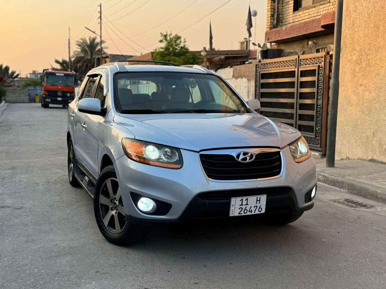 سلام عليكم
سنتافي 2007 وارد امريكي كلين
بدون حادثه بيه صبغ بلعراق اثر تكشير
مكفول من لحادث ولرباك بجم كبس
بيه 3 قطع اثر جراد ولباقي مكفول
محرك 6 سلندر 3300 / مكفول من لرواجز
تخم تاير  ستوني شاده صدر امامي خلفي 
7 راكب تبريد 3 قطع كشنات جلد + كهرباء
شاشه كامره تحكم جهتين لايت زنون 
مكان سياره بغداد رقمه وسنويه جديده 
بسمي وهزه جديده وشرط تحويل
‭٠٧٧٧ ٣٣٨ ٩٠٣٨‬
