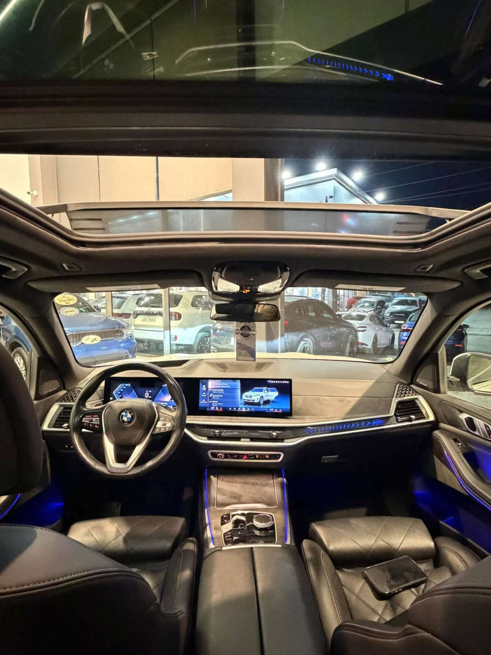 BMW X5 2024 Sdrive Clean Title Full Option
وارد امريكي كلين تايتل فول موصفات مرقم جاهز و بيها باج تضليل حكومي 
لون ابيض صدفي ماشي ٥٢ الف ميل 
كشنات خزن تدفئة تبريد و سكان تدفئة جاهزه سياره بدون سيرفز 
سعر 475$ ورقه قفل 🔐 
*********** 
Whats app viber أربيل, العراق
