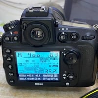 للبيع بدي نيكون D 800 الشتر 39. السعر خاص 07818019630 واتساب