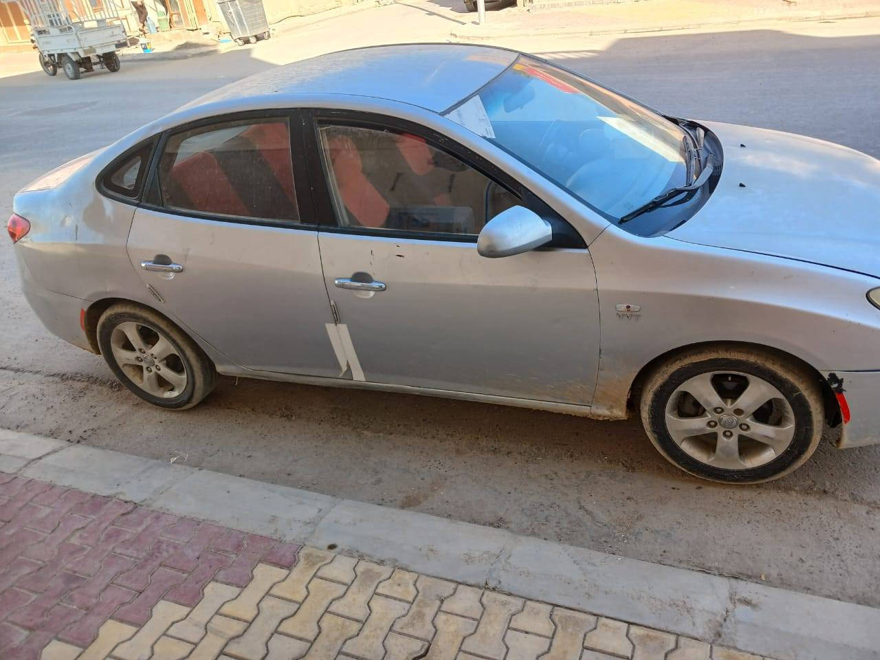 السلام عليكم افانتي ٢٠٠٩ للبيع ادوات كصه وحده تبريد تدفئه كله شغال محرك ١٦٠٠ السياره نضيفه متصرف عليه ربع السعر ٣٩ وبيها مجال قليل العنوان صلاح الدين قضاء الدور ***********
