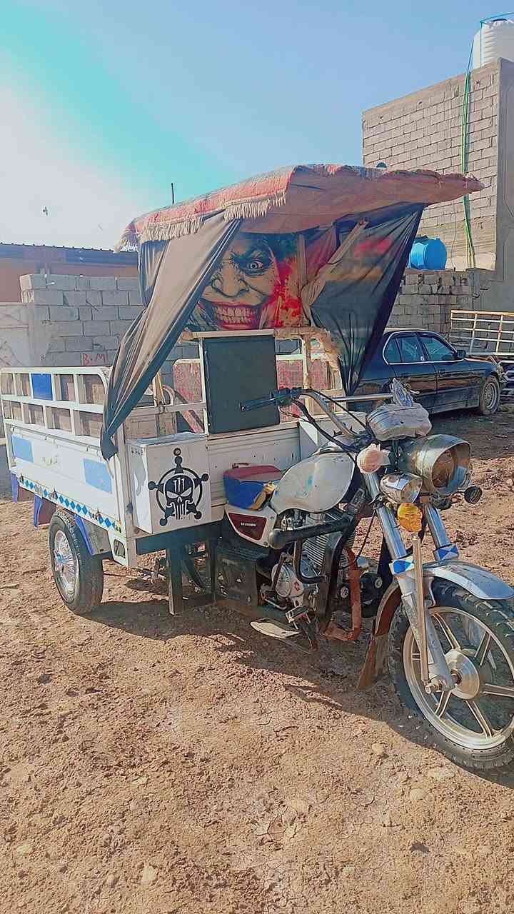 سلام عليكم ستوتة موديل 21 اوراق كاملة تايرات جدد السعر مناسب السعر مليون200وبي مجال  المكان ديالى بعقوبة الرقم ***********
