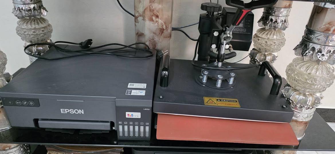 طابعه  ابيسون L8050 مع كابس حراري 5في 1 جدد بعدهن ممستخدمات هنة وكارتونتهن والطابعه،بحبره الاصلي السعر الاثنين 550 الف


**إذا كنت صاحب هذا الإعلان وتريد حذفه لأي سبب، رجاءا أرسل رسالة إلى الدعم الفني**