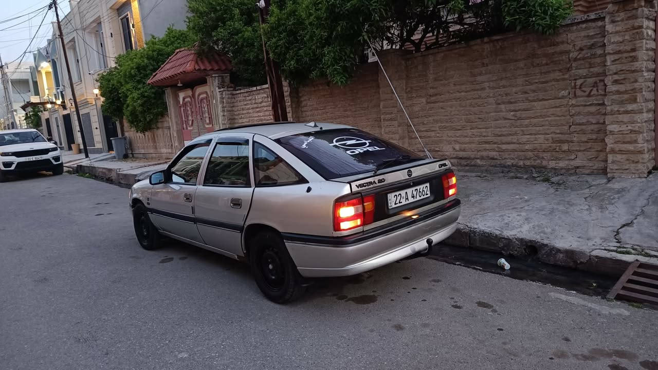 اوبل فيكترا رقم  اربيل شرط الوكاله والتحويل سياره بدون صبغ بها تقحيل بيها داير واحد مصلح بيها تقليمات سياره نظيفه شرط مال بيت مال تصرف عليها حجم 20 شنطه ذهبي السعر 36 وبيها مجال الشرعي بالموصل للتحويل فد وكاله سياره حجم 20 سياره نظيفه مال بيت موجوده بحي النور يتواصل على هذا الرقم ***********
