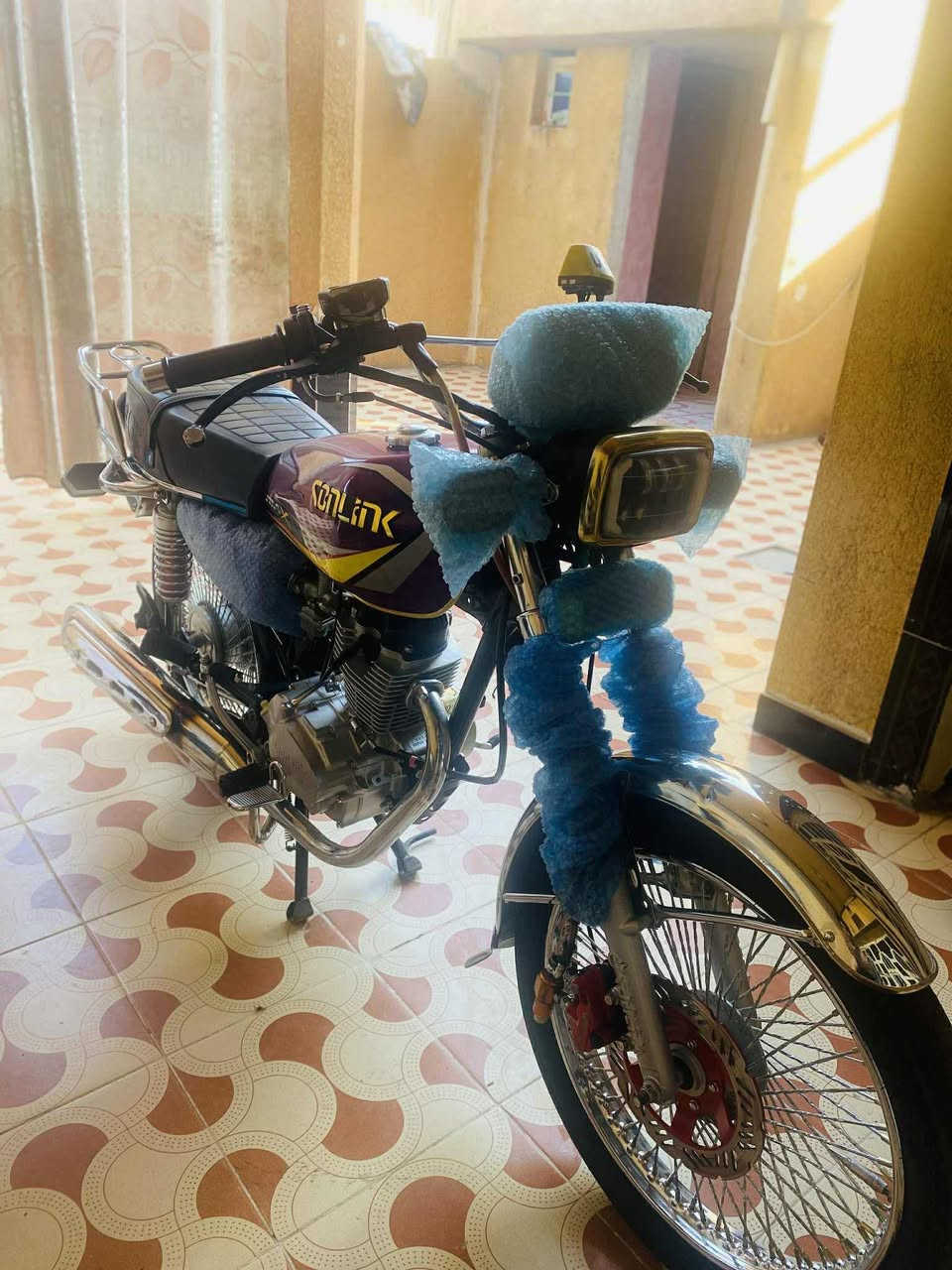 تايكر 24 كامل +5نمر
سعر ٦٠٠ بي مجال
بكاني خالص سنديه 
رقمي ***********
