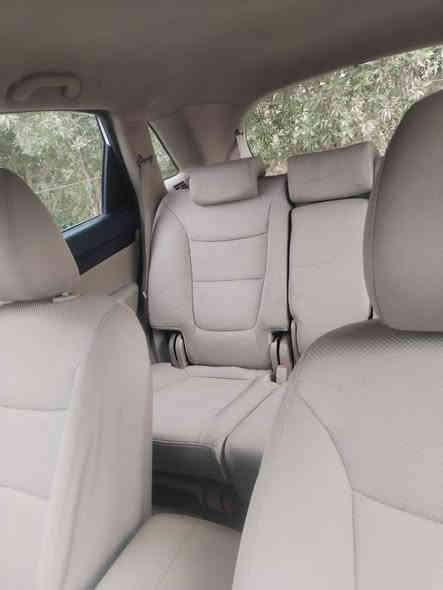 سلام عليكم سورنتو مديل 2012 مكفوله كفاله عامه حته 7راكب  دعميات اصليه عده بار بلا باب موضح بسونار خاص مغلق نتصل وتدلل سعر 148 بيها مجال ***********
